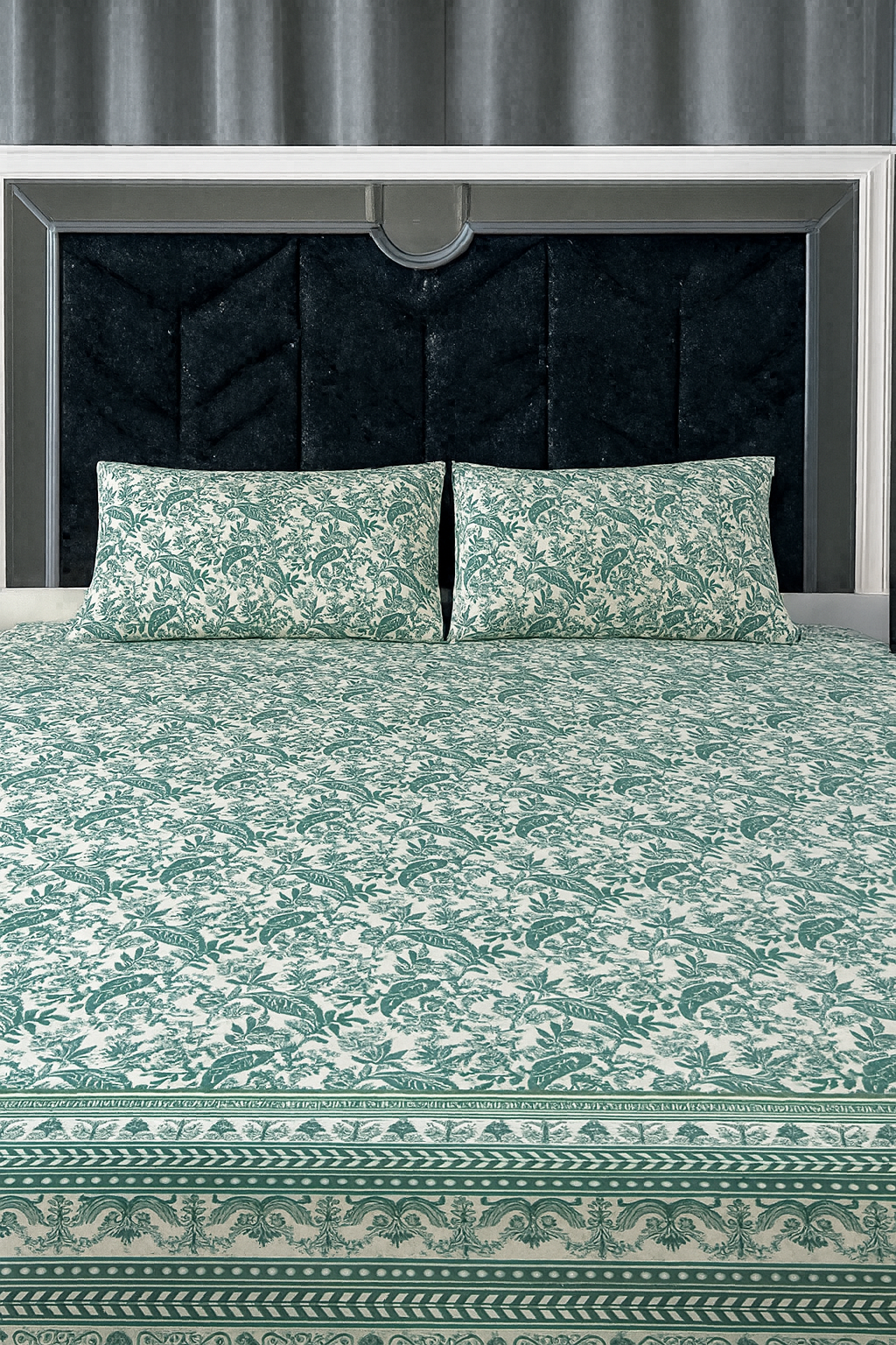 Flat Bedsheet with Two Pillowcases