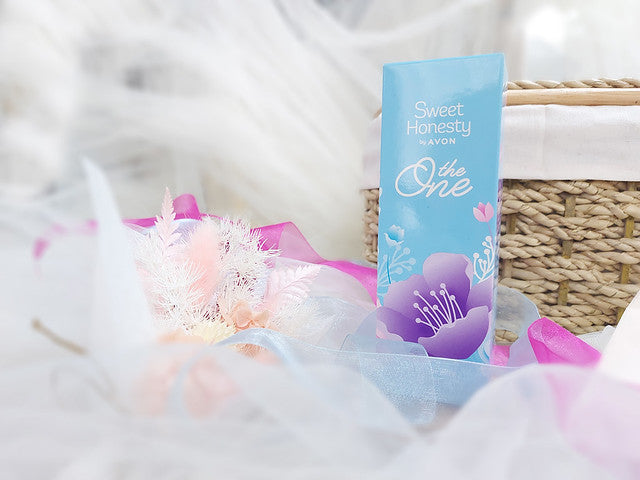 Sweet Honesty The One Avon for women