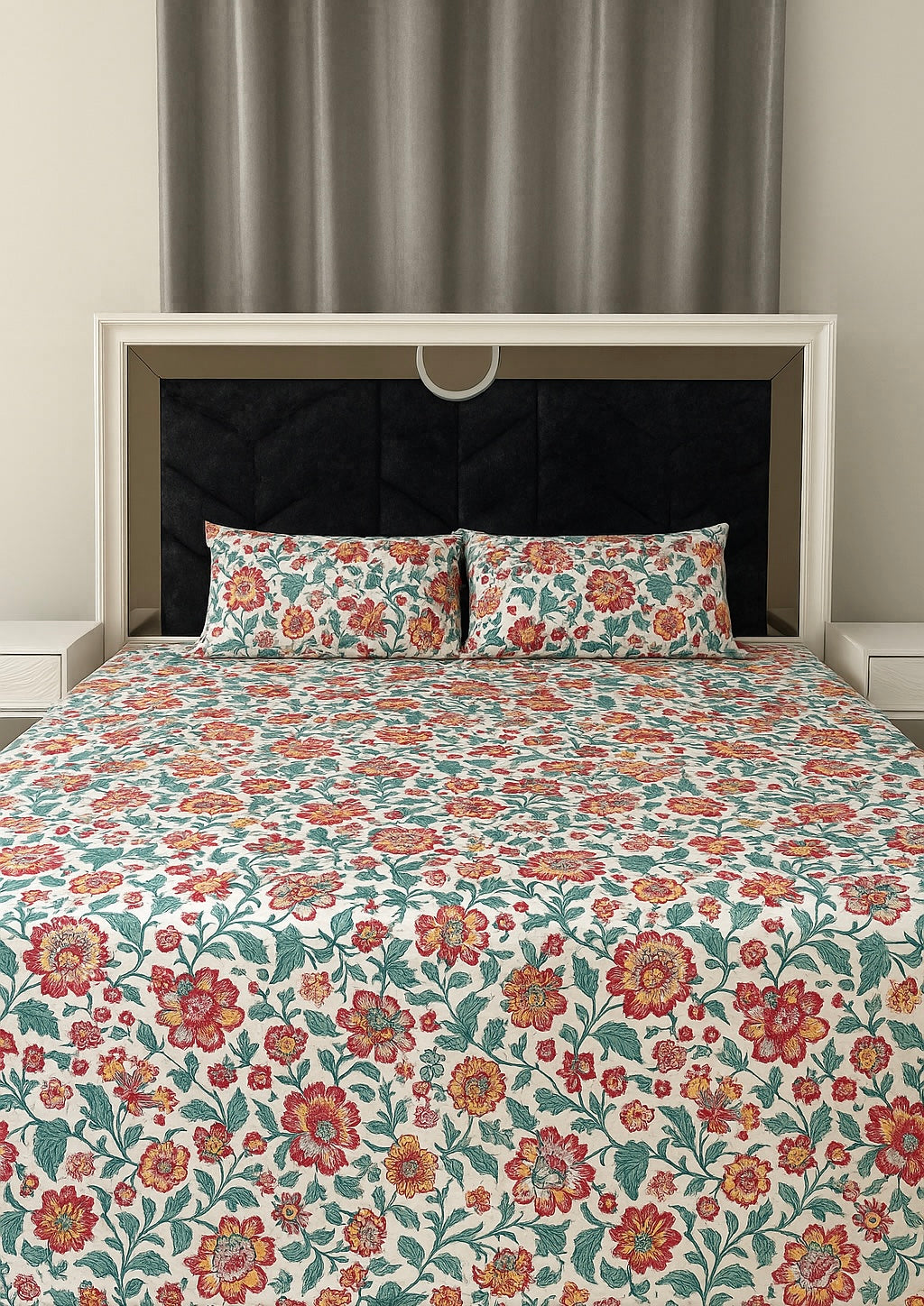 Flat Bedsheet with Two Pillowcases