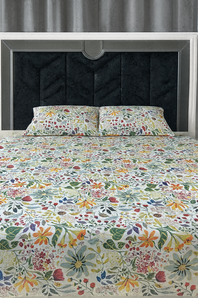 Premium Quality Floral Pattern Bedsheet