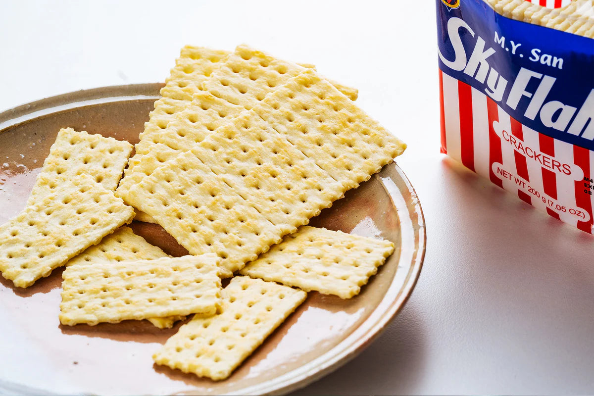 M.Y. San Sky Flakes Crackers Snack Pack (Solo Packs) 10x25g