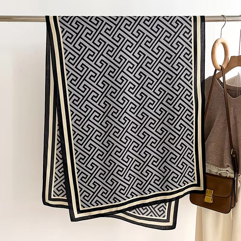 Geometry Print Woolen Scarf